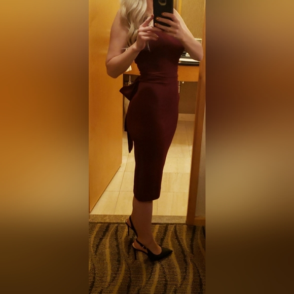 Veronique Dress the Population - Picture 7 of 12